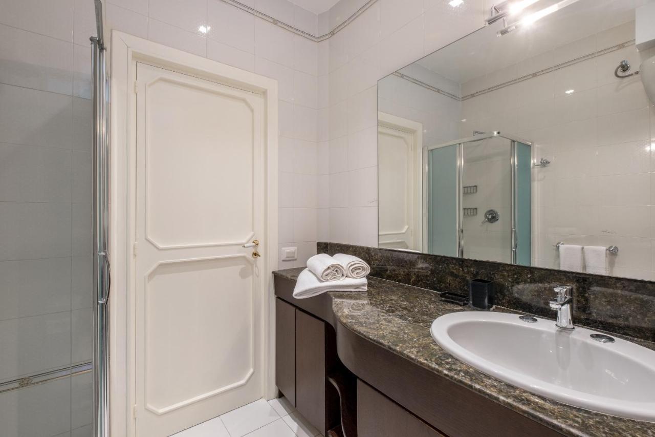 Sweet Life - Luxury Apartment-Suite-Rooms Бари Экстерьер фото